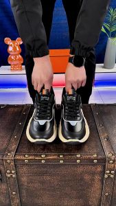 Korean Sneakers For Men Fashion Lace Up Comfortable Casual Shoes Thick Soled Student Leather Running Shoes