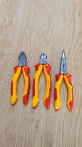Combo 3 Kìm/ Bộ 3 Kìm Bằng Cắt Nhọn Cách Điện 1000 Volt Wiha B7C7N8VDE [chính hãng Đức/ Germany]