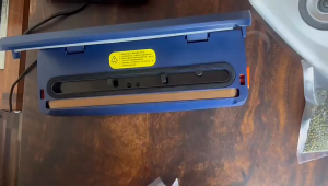 Fully automatic new vacuum sealing machine household food preservation machine plastic sealing vacuum packaging machine