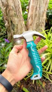 Total ค้อนหงอน มินิ 8 ออนซ์ ด้ามยาง ลดแรงสั่นสะเทือน รุ่น THTM7386D / THCH61008D ( Mini Claw Hammer - Anti Shock )