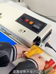 L1 Mini Automatic Commercial Bag Sealer Machine with Expiry Date Print For Food Plastic Pouches