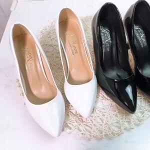 Giày cao gót nhọn 8p bít mũi công sở da bóng - BM35