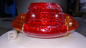 [Taillight] HONDA XRM 110/125 Red & Yellow Taillight Assy by IF MOTOR PARTS