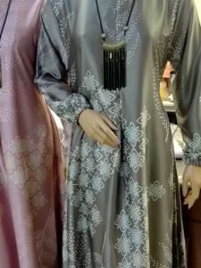 Gamis Motif Terbaru Bahan Armany Silk untuk Lebaran 2023