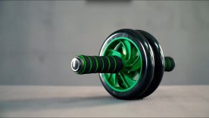 ลูกกลิ้งฝึกกล้ามท้อง ลูกกลิ้ง ล้อบริหารหน้าท้อง ล้อกลิ้งเล่นกล้ามท้อง อุปกรณ์ออกกำลังกาย แข็งแรง ทนทาน