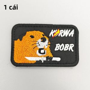 Mảng Vá Thêu Kurwa Bobr Có Móc Và Vòng Dán Để Tự Làm Huy Hiệu Chiến Thuật Phù Hợp Với Ba Lô Áo Khoác Áo Ghi Lê Mũ - Thiết Kế Hình Con Hải Ly Giận Dữ Kiểu Meme Ba Lan