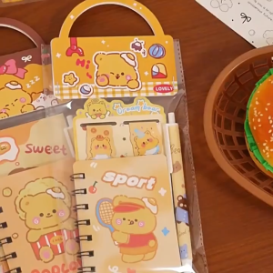 Colorlady - Set Quà Tặng Văn Phòng Phẩm 3 Món Họa Tiết Gấu Vàng Dễ Thương Bộ Sổ Tay Lò Xo Kèm Bút Bấm Học Sinh Cực Xinh