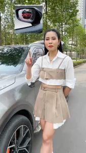 Dán gương ô tô và kính lái phủ nano chống đọng nước Decal chống nước hiệu ứng lá sen cực hiểu quả khi trời mưa