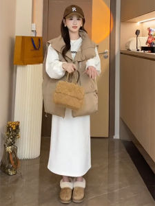 Maternity Autumn Winter Cotton Jacket Vest round Neck Long Sleeve Sweatshirt Belly Support Half Skirt Fashionable New 2024 Womens Set