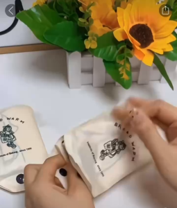 Túi xách tay đựng đồ mua sắm dung tích lớn tái sử dụng bảo vệ môi trường họa tiết chữ cái/hoạt hình