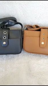 Tas Selempang Hitam Wanita Katalog Terbaru 2025 Promo Kekinian Amarante Black Eksclusive Premium Quality Best Seller Sling Bag Dzakatoshop Gratis Ongkir COD bisa Bayar di Tempat