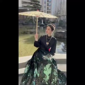 2024 ฤดูใบไม้ผลิใหม่ Qingyu เดิมผ้าทอกระโปรงหน้าม้าองค์ประกอบ Hanfu ที่ปรับปรุงใหม่ชุดชายร่างเล็กสไตล์จีนในชีวิตประจำวัน