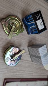 RADIATOR TANK CAP WITH VALVE FUSO LORRY FV413 FV313 FV418 LORRY TRUCK AKSESORY