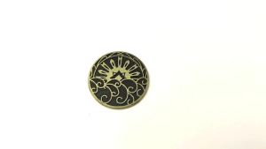 Anime Dungeons and Dragons Coin Gold Plated Cosplay Metal Coins For Men Women Collection Jewelry