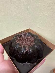 KEK COKLAT MOIST LELEH LAVA 5INCHI