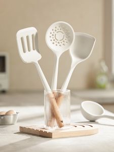 ชุดอุปกรณ์ครัวซิลิโคน ด้ามไม้ ไม่ติดกระทะ ตะหลิว ทัพพี ช้อนตักซุป อุปกรณ์ทำอาหาร ที่คีบอาหาร สำหรับครัวเพื่อสุขภาพ