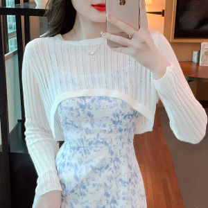 ชุดเสื้อผ้าที่ถักป้องกันรังสี UV สําหรับผู้หญิง สไตล์ฤดูร้อนบางพร้อมกระโปรง เสื้อผ้าแฟชั่นที่มีแขนสั้น พอดีกับรูปร่างและองค์ประกอบที่ว่างเปล่า