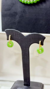 Montagne Jewelry 18k Pure Gold Clip Earring Elegant Cut Design Fine Jewellery Natural 12mm Grade A Green Jade Earrings