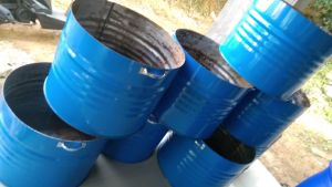 100L Tong Sampah Besi Dari Potongan Derum pake pegangan kiri kanan Untuk Di Luar Ruangan