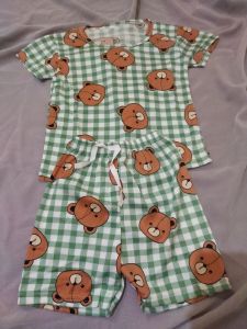 Setelan Anak Perempuan