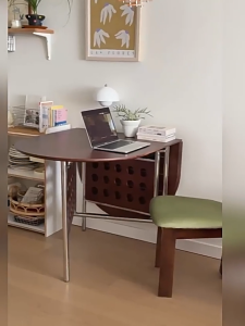 โต๊ะรับประทานอาหารไม้ทรงวงรีพับได้ โต๊ะพับได้สำหรับใช้ในบ้าน โต๊ะทานอาหาร โต๊ะพับได้สำหรับขายของกลางแจ้ง โต๊ะแคมป์ปิ้ง โต๊ะไม้ ขาโต๊ะโลหะ มัลติฟังก์ชัน ปรับขยายได้ สำหรับห้องครัว เหมาะสำหรับอพาร์ตเมนต์ขนาดเล็ก