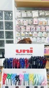 Uni Laknock ปากกาลูกลื่น รุ่น SN-100 หัวขนาด 1.0 MM และ หัวขนาด 1.4 MM พร้อมส่ง