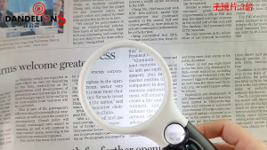 Handheld magnifier with 3 LED lights and two magnifying lenses