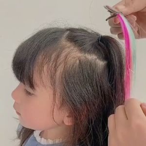 Klip Rambut Kanak Kanak Comel Warna Warni Gaya Pelangi Jepit Kartun Palsu Rambut Hiasan Aksesori Budak Perempuan New Unicorn Rainbow Braid Color Braid Hairpin Side Clip Girl Cute Cartoon Wig Bow Kids 新款彩虹辫子彩色编发发夹边夹女儿童可爱卡通假发蝴蝶结 H088