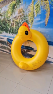 Sainteve ห่วงยางเป่าลม เป็ดเหลือง 120Cm.(กล่อง)A0766