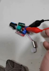 PWM Controller Module Mini 5A 90W PWM 12V DC Modul Pengendali Kecepatan Motor DC-DC 5V-35V Regulator Kecepatan Dapat Disesuaikan Saklar Gubernur Kontrol