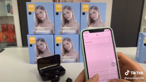 TaiNghe Bluetooth 5.0 Không Dây F9 Tws Có Màn Hình Cảm Ứng Và Phụ Kiện - Bảo hành lỗi 1 đổi 1