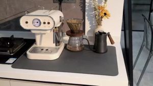 Super Absorbent Coffee Mat Anti-Seepage Heat-Insulating and Anti-Slip Kitchen Counter Tableware Mat Kitchen Coffee Bar Accessory