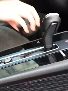 Giá Đỡ Điện Thoại Ô Tô Hút Chân Không Giá Đỡ Nam Châm Xoay 360° Giá Đỡ Thông Minh Cao Cấp Kẹp Điện Thoại Ô TÔ