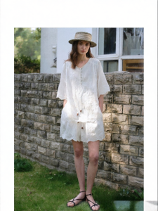 epoque de rueen | Vintage Elaborate Embroidery Shirt and Shorts Set