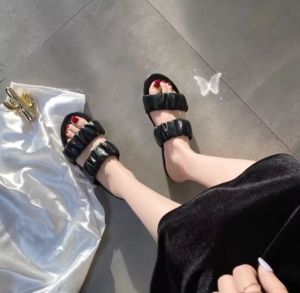 TRENDY FASHION !! Sandal Flat Ban Tali Kerut Wanita Kekinian