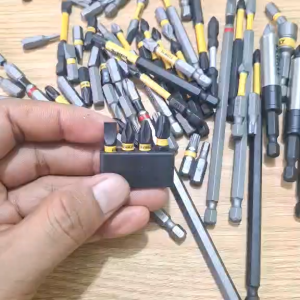 Mũi Vít Dewalt đầu vít đủ size chất lượng tốt dài từ 2.5cm đến 15cm