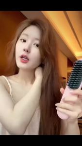 Wireless straight hair comb Anion Does Not Hurt Hair Portable Electric Comb Hair Straightener Hair Curler Dual-Use