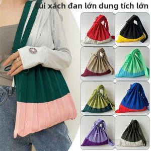 1 Túi Xách Nữ Dệt Kim Xếp Ly Kiểu Dáng Sang Trọng Phối Màu Tương Phản Phong Cách Hàn Quốc Cổ Điển Có Thể Gấp Gọn Chất Liệu Polyester