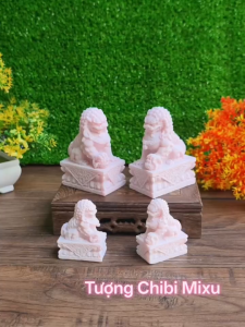 Cặp tượng Kỳ Lân ngồi bệ đá mẫu đá trắng hồng có ánh kim