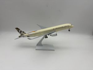 30cm Etihad A350 Airplane Model Kit 1/240 Scale aircraft models Resin Diecast Plane Model With Stand Wheel For Collection Displa
