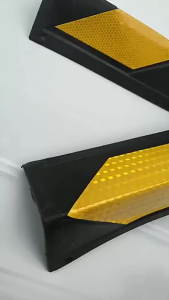 80/100cm Rubber Corner Guard Reflectorized Underground Garage Warehouse Parking Edge Protector