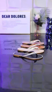 𝐒𝐡𝐨𝐞𝐬𝟗𝟑𝟕 BK14 COD Women flat sandal trend T-strap style