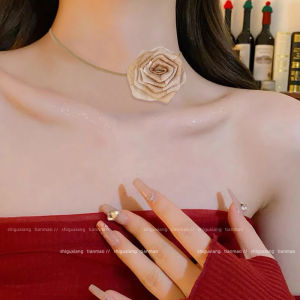 Modern Chinese Style Floral Choker Necklace