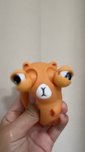 ตุ๊กตาบีบเล่น ตาปูนนูน บีบเล่นคลายเครียด มีของพร้อมส่ง