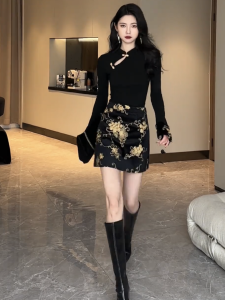 New 2025 Chinese Style Long Sleeve Button up Top And Slimming Skirt Two Piece Set Fashionable Autumn Collection Womens Wear