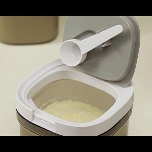 Mumystation 1800ml Bekas Susu Baby Kedap Udara Airtight Milk Powder Container with Magnetic Spoon