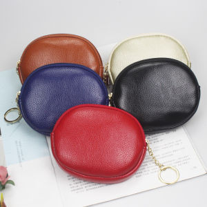 กระเป๋าใส่เหรียญแบบสั้นขนาดเล็กสำหรับผู้หญิง กระเป๋าใส่เหรียญแบบใส่กุญแจแฟชั่น กระเป๋าใส่บัตรแบบมินิ กระเป๋าใส่เหรียญหนัง PU สีล้วน