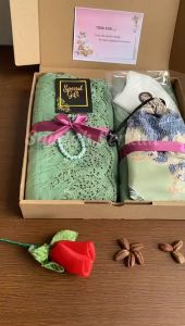 Hempers Mukena Dewasa Khadijah Jumbo Kado Hadiah untuk Guru Ibu dan Pasangan Mewah Elegant