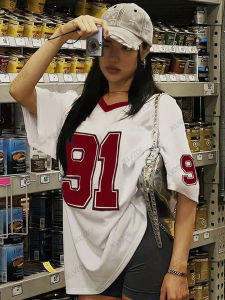 Mùa Hè Mới Retro Áo Thun Nữ Cổ Chữ V Số 91 In Hình Y2K Quá Khổ Dáng Rộng Tay Ngắn Thể Thao Bóng Đá Hàng Đầu