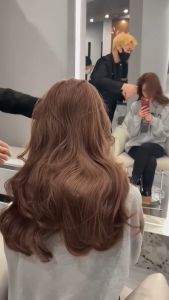 【Ready Stock segera dikirim】STYLE FIT Warna rambut kopi karamel*200ml tidak memerlukan pemutihanAnda dapat menyelesaikan operasi ini di rumah.Buat kulitmu terlihat lebih putih. (milk tea ash hair colorcat rambut ash greycat rambuthair color )